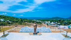 Khánh thành Quảng trường trung tâm và Tượng đài Bác Hồ tại Phú Quốc 