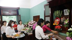 Thầm lặng và thiêng liêng chăm sóc ngôi Nhà đặc biệt H67