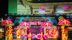 Rực rỡ sắc màu văn hóa tại Lễ hội Vía Bà Chúa Xứ núi Sam