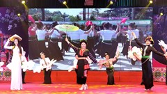  Gìn giữ nét đẹp trang phục truyền thống các dân tộc ở Điện Biên