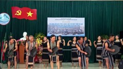 Người M’Nông bảo tồn văn hóa cồng chiêng để phát triển du lịch