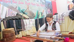 Người Mạ ở Lâm Đồng nỗ lực giữ nghề dệt thổ cẩm 