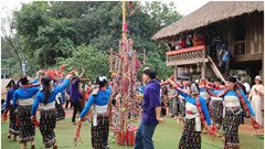 Xây dựng CLB sinh hoạt văn hóa, văn nghệ dân gian gắn với phát triển du lịch