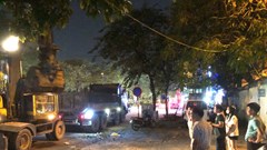 Phường Dịch Vọng Hậu dọn vệ sinh thâu đêm