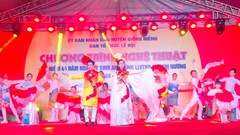 Rực rỡ sắc màu chương trình nghệ thuật lễ hội Mai Thị Nương