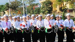 Bảo tồn văn hóa dân tộc Tày, Mường gắn với phát triển du lịch