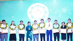 Kiên Giang tôn vinh khen thưởng doanh nghiệp, doanh nhân tiêu biểu