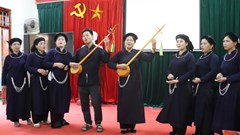 Người Tày ở Chợ Đồn gìn giữ, phát huy di sản hát Then, đàn Tính
