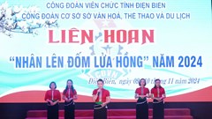 Sôi nổi hội thi Liên hoan “Nhân lên đốm lửa hồng”