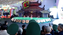 Nghệ thuật múa rối hút khách tại Triển lãm Quốc phòng quốc tế Việt Nam
