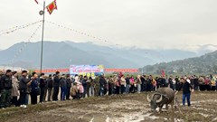 Đặc sắc lễ hội “Lùng tùng” của người Thái ở Than Uyên