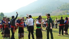 Đặc sắc “Tết té nước” truyền thống của người Lào ở Điện Biên