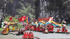  “Tràng An - Di sản ngàn năm, hồn thiêng sông núi"