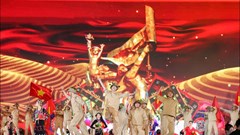 Xúc động chương trình nghệ thuật “Non sông gấm vóc - Một dải vinh quang”