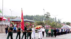 Truy điệu và an táng hài cốt liệt sĩ Linh Quang Giắng tại Nghĩa trang Liệt sĩ quốc gia Vị Xuyên