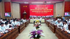 An Giang định hướng phát triển kinh tế - xã hội và góp ý văn kiện Đại hội Đảng bộ tỉnh