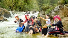 Phấn đấu trở thành điểm sáng phát triển du lịch cộng đồng giàu bản sắc