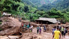 Sở VHTTDL Điện Biên ủng hộ 90 triệu đồng cho người dân thiệt hại do mưa lũ