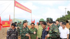 Chiến dịch thần tốc làm nhà cho người dân vùng lũ sớm ổn định cuộc sống