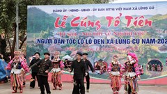 Độc đáo lễ cúng tổ tiên của người Lô Lô ở Lũng Cú