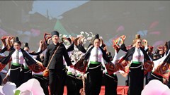 Tôn vinh, lan tỏa vẻ đẹp nghệ thuật Xòe Thái ở Sơn La