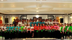 Truyền dạy văn hóa phi vật thể dân tộc Mường gắn với phát triển du lịch