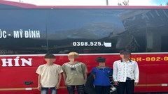 Nhanh chóng xác định 4 đối tượng ném đá vào xe khách trên Quốc lộ 32