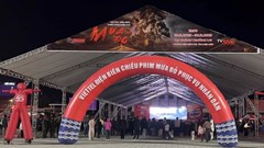 Hơn 1.000 người dân Điện Biên xem miễn phí phim “Mưa đỏ”