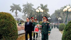 Truy điệu, an táng 10 hài cốt liệt sĩ quân tình nguyện Việt Nam hy sinh tại Lào