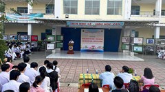 Tuyên truyền về phòng, chống rác thải nhựa cho gần 2.000 giáo viên, học sinh 