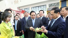 Rộn ràng Hội chợ mùa Xuân trước thềm Tết Nguyên đán Bính Ngọ 2026