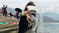 Độc đáo lễ hội “Lung ta” đón năm mới của người Thái Trắng