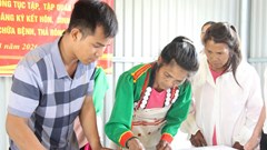 Người Mảng cam kết xóa bỏ hủ tục lạc hậu, xây dựng đời sống văn minh