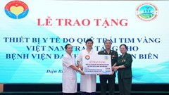 Quỹ Trái tim vàng Việt Nam trao tặng thiết bị y tế trị giá hơn 7,6 tỉ đồng