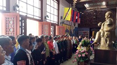 Tôn vinh vai trò nòng cốt của già làng, trưởng bản, người có uy tín