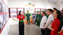 Khai mạc triển lãm ảnh “Từ căn cứ địa Việt Bắc đến Chiến dịch Điện Biên Phủ”