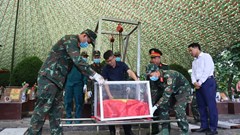 ​Lấy mẫu ADN, số hóa thông tin hài cốt liệt sĩ tại Nghĩa trang liệt sĩ tỉnh Lai Châu