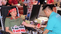 Chương trình “Hành trình Đỏ” tại Sơn La tiếp nhận hơn 1.000 đơn vị máu trong ngày đầu tiên