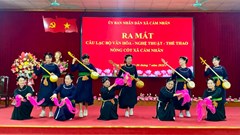 Khơi dậy phong trào văn hóa, văn nghệ quần chúng các dân tộc ở Cảm Nhân