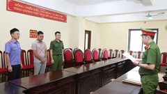 Khởi tố đối tượng sản xuất, kinh doanh hàng hoá giả mạo nhãn hiệu thời trang
