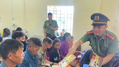 Nâng cao nhận thức pháp luật cho người dân vùng cao Lũng Phìn
