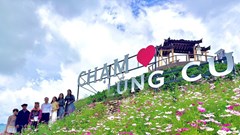 Ra mắt điểm check-in “Chạm Lũng Cú” nơi địa đầu Tổ quốc