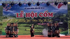Về Tú Lệ thưởng thức hương cốm mùa thu vàng cùng đồng bào Thái