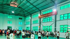 240 VĐV tham gia Giải Bóng chuyền hơi trung, cao tuổi Sơn La 2026