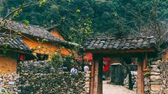 Liên kết phát triển du lịch cộng đồng vùng Công viên địa chất cao nguyên đá Đồng Văn