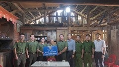 Công an Cao Bằng chung tay xây nhà cho hộ nghèo biên giới Đức Long
