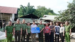 Công an Cao Bằng hỗ trợ xây nhà cho hộ khó khăn vùng biên