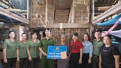 Công an Cao Bằng trao 80 triệu đồng xây “Mái ấm biên cương” cho hộ nghèo