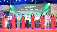Đặc sản các vùng miền hội tụ tại Mộc Châu dịp Tết Độc lập