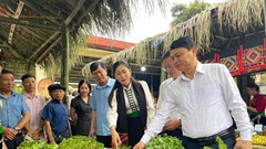 Phiên chợ vùng cao Muổi Nọi hút du khách dịp Quốc khánh 2.9
